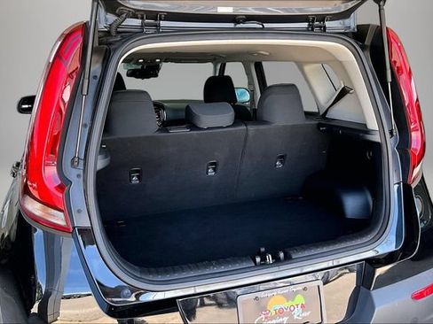 Used 2021 Kia Soul EX FWD image 30