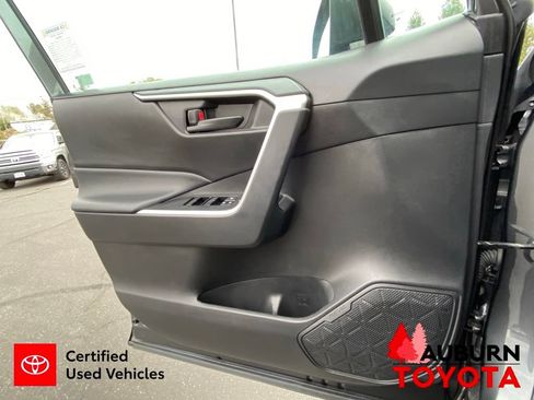 Certified 2024 Toyota RAV4 LE AWD/4WD image 33