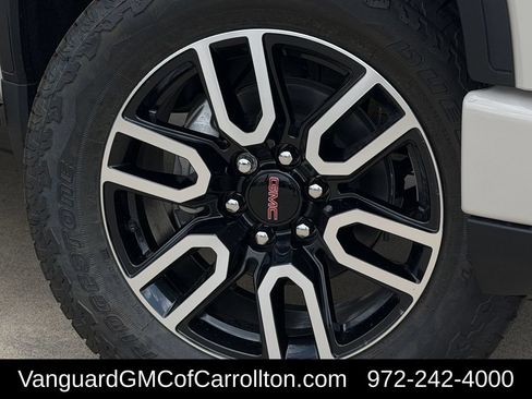 New 2026 GMC Sierra 1500 AT4 w/ AT4 Premium Package AWD/4WD image 9
