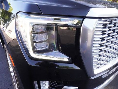 Used 2024 GMC Yukon Denali AWD/4WD image 30
