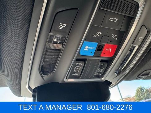 New 2026 Jeep Grand Cherokee Altitude AWD/4WD image 20