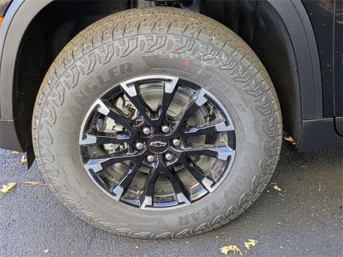 New 2026 Chevrolet Traverse Z71 w/ Driver Confidence Package image 34