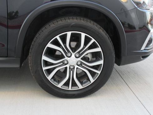 Used 2019 Mitsubishi Outlander Sport SE FWD image 37