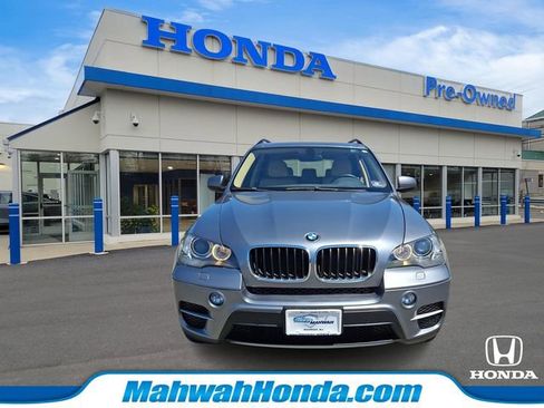 Used 2011 BMW X5 xDrive35i AWD/4WD image 2