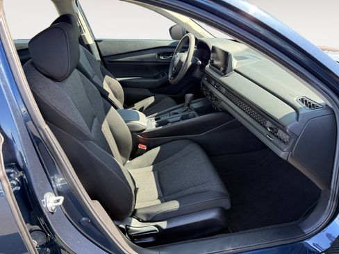 Certified 2024 Honda Accord EX image 19