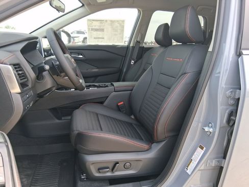 New 2026 Nissan Rogue SV AWD/4WD image 20