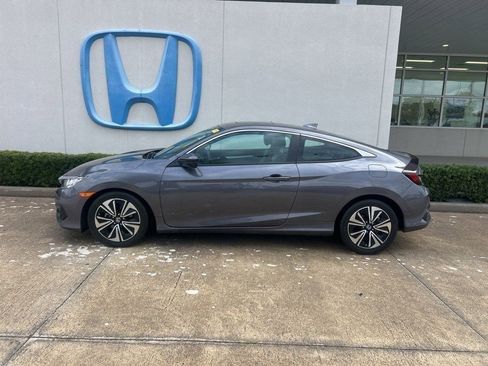 Used 2017 Honda Civic EX-T image 5