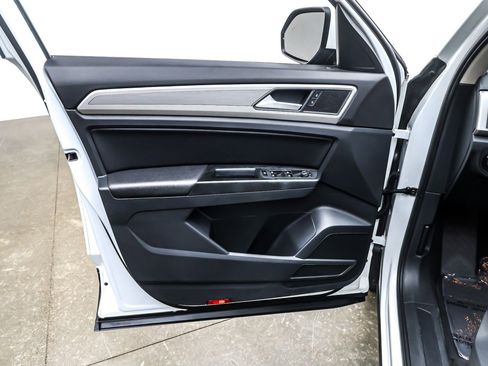 Used 2018 Volkswagen Atlas SE image 21