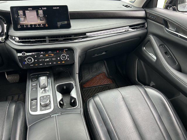 Used 2023 INFINITI QX60 Sensory w/ Cargo Package AWD/4WD image 17