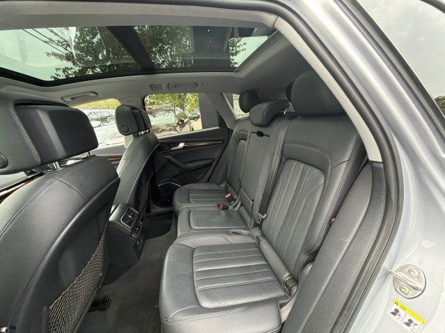 Used 2018 Audi Q5 2.0T Premium Plus w/ Premium Plus Package AWD/4WD image 22