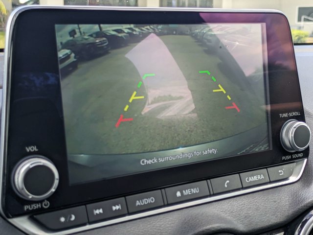 Used 2024 Nissan Sentra SV FWD image 26