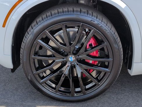 Used 2026 BMW X5 sDrive40i w/ M Sport Package image 28