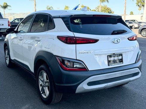 Used 2022 Hyundai Kona SE image 8