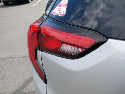 Used 2020 GMC Terrain SLE FWD image 17