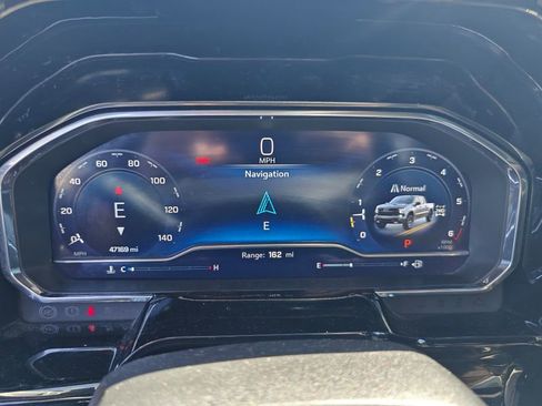 Used 2024 Chevrolet Silverado 1500 LT Trail Boss w/ Protection Package AWD/4WD image 11