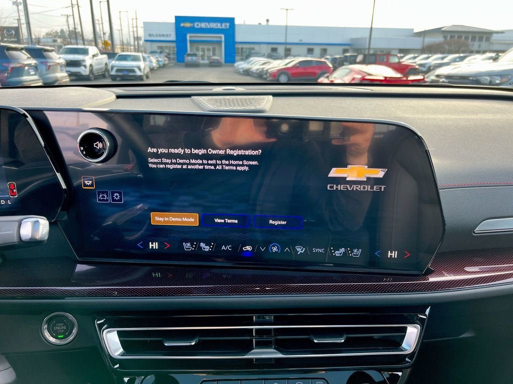 New 2026 Chevrolet Traverse RS AWD/4WD image 38