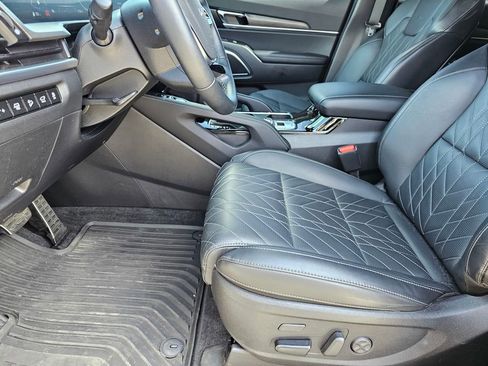 Used 2025 Kia Telluride SX Prestige X-Line AWD/4WD image 18