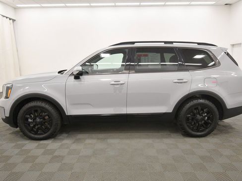 Certified 2025 Kia Telluride SX Prestige X-Pro image 3