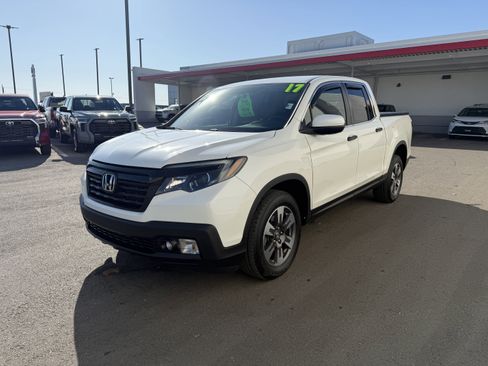 Used 2017 Honda Ridgeline RTL image 2