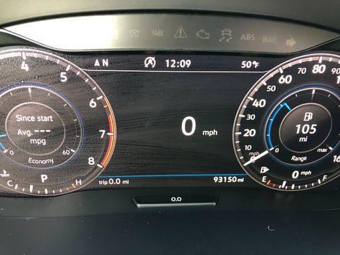 Used 2018 Volkswagen Atlas SEL Premium image 17