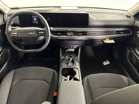New 2026 Kia K4 FWD image 12