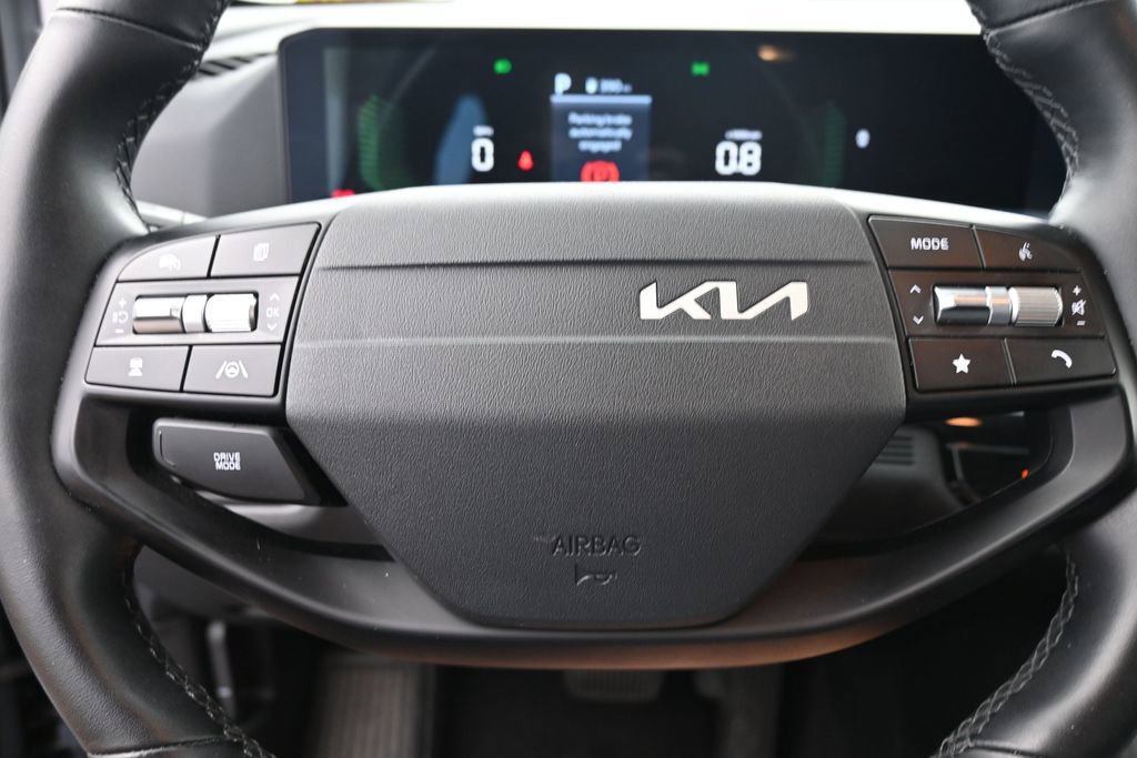 Used 2026 Kia Sportage LX FWD image 29