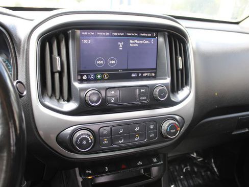 Used 2022 Chevrolet Colorado LT w/ Fleet Safety Package image 19