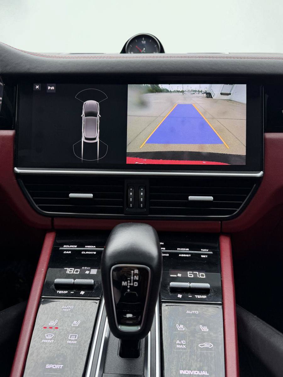 Used 2019 Porsche Cayenne AWD/4WD image 20