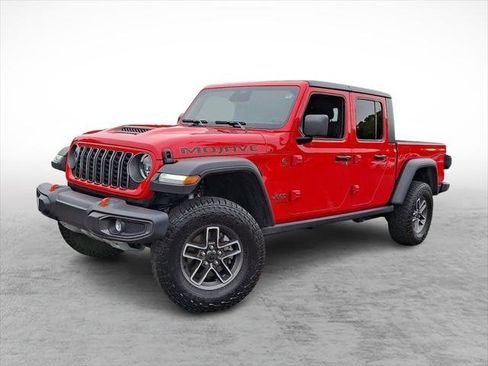 Certified 2026 Jeep Gladiator Mojave AWD/4WD image 1