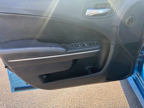 Used 2018 Dodge Charger R/T Scat Pack RWD image 13