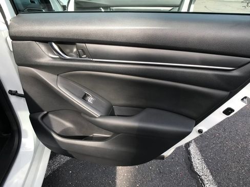 Used 2020 Honda Accord Sport image 25