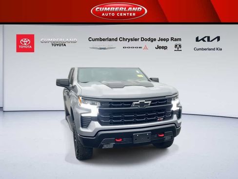 Used 2023 Chevrolet Silverado 1500 LT Trail Boss w/ LPO, Dark Essentials Package image 2