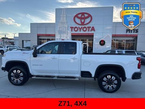 Used 2024 Chevrolet Silverado 2500 LT w/ Z71 Off-Road Package image 8