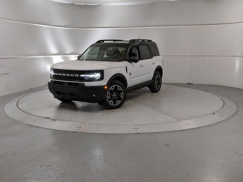 New 2025 Ford Bronco Sport Outer Banks w/ Outer Banks Tech Package+ image 6