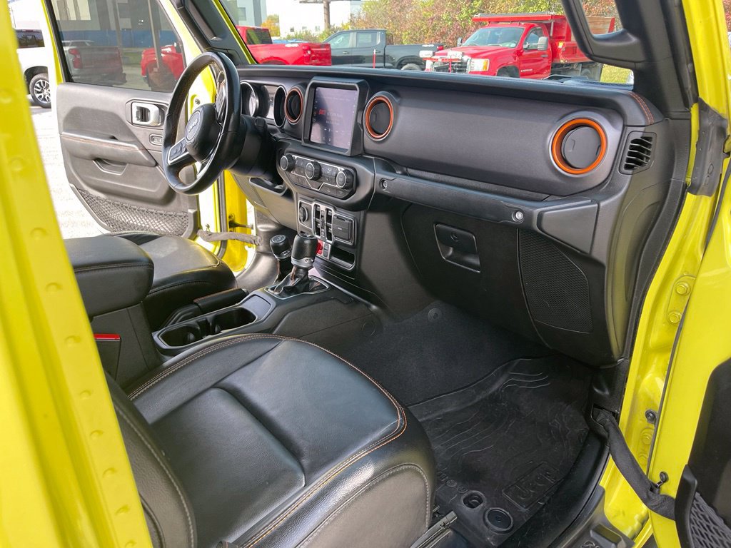 Used 2023 Jeep Gladiator Mojave w/ Cold Weather Group AWD/4WD image 19