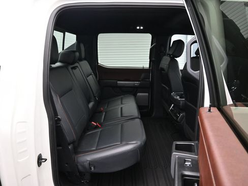 Used 2023 Ford F150 Lariat w/ Max Trailer Tow Package AWD/4WD image 12