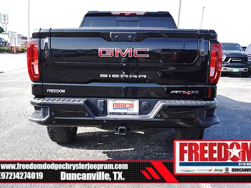 Used 2024 GMC Sierra 1500 AT4X AWD/4WD image 4