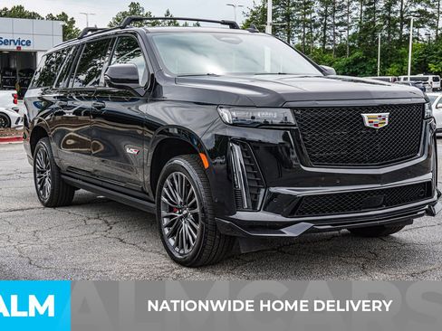 Used 2024 Cadillac Escalade ESV V AWD/4WD image 6