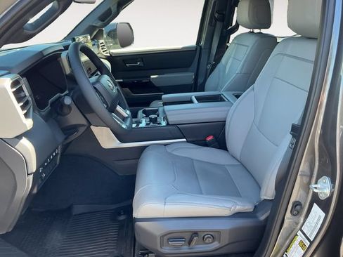 Certified 2026 Toyota Tundra Limited AWD/4WD image 10