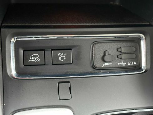 Used 2019 Subaru Ascent Limited image 30