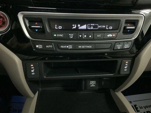 Used 2017 Honda Ridgeline RTL-E image 36