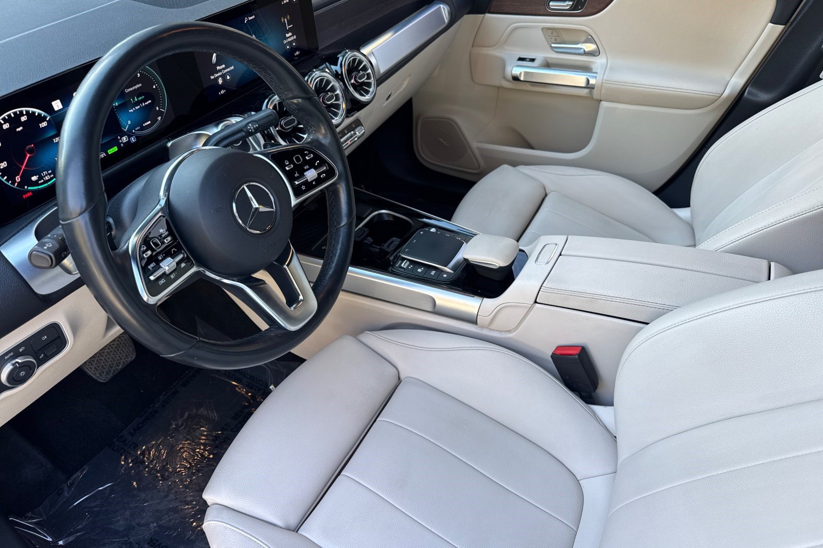 Used 2023 Mercedes-Benz EQB 250+ image 4