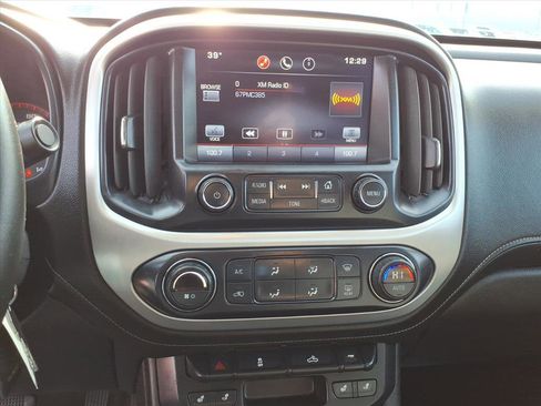 Used 2015 GMC Canyon SLT image 21