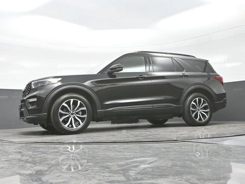 Used 2020 Ford Explorer ST w/ Premium Technology Package AWD/4WD image 21