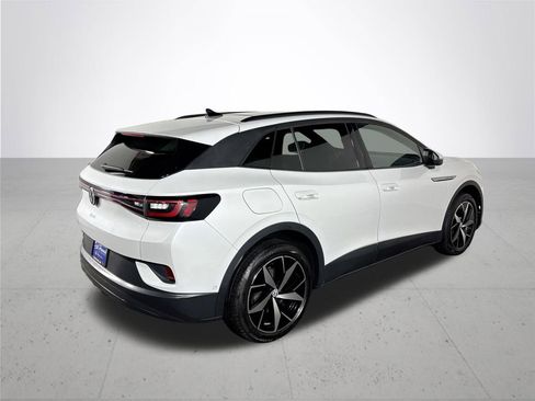 Used 2023 Volkswagen ID.4 Pro S image 6