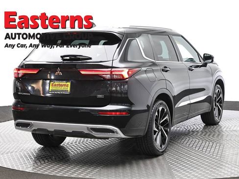 Used 2022 Mitsubishi Outlander SEL AWD/4WD image 5
