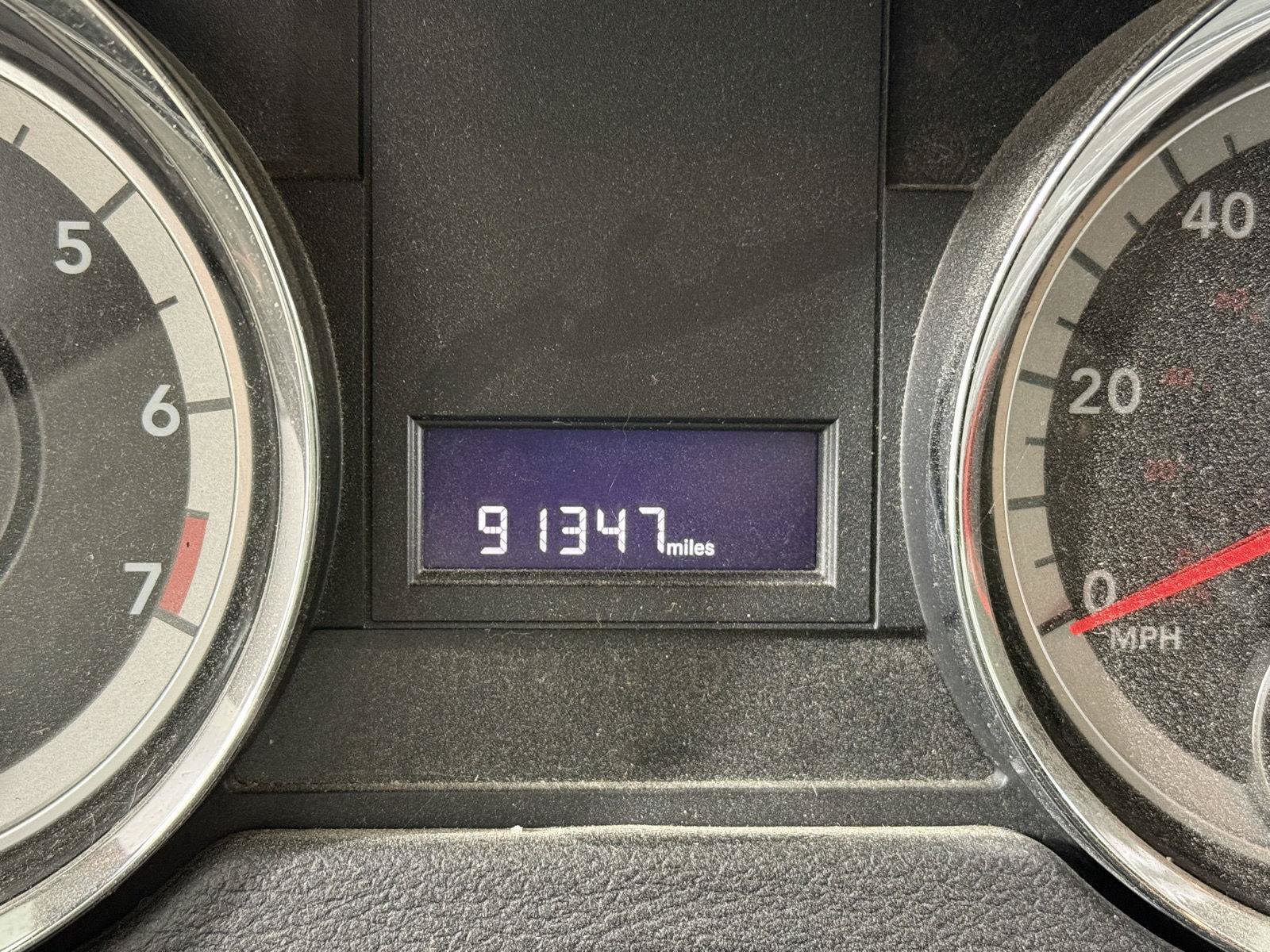 Used 2018 Dodge Grand Caravan SE FWD image 12