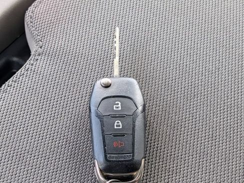 Used 2018 Ford F150 XLT AWD/4WD image 30