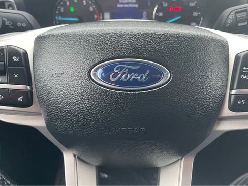 Used 2023 Ford Explorer XLT w/ Equipment Group 202A image 18