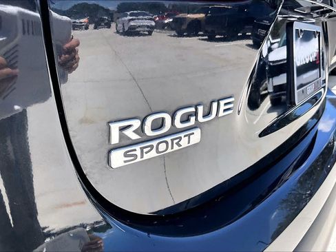 Used 2022 Nissan Rogue Sport S FWD image 28
